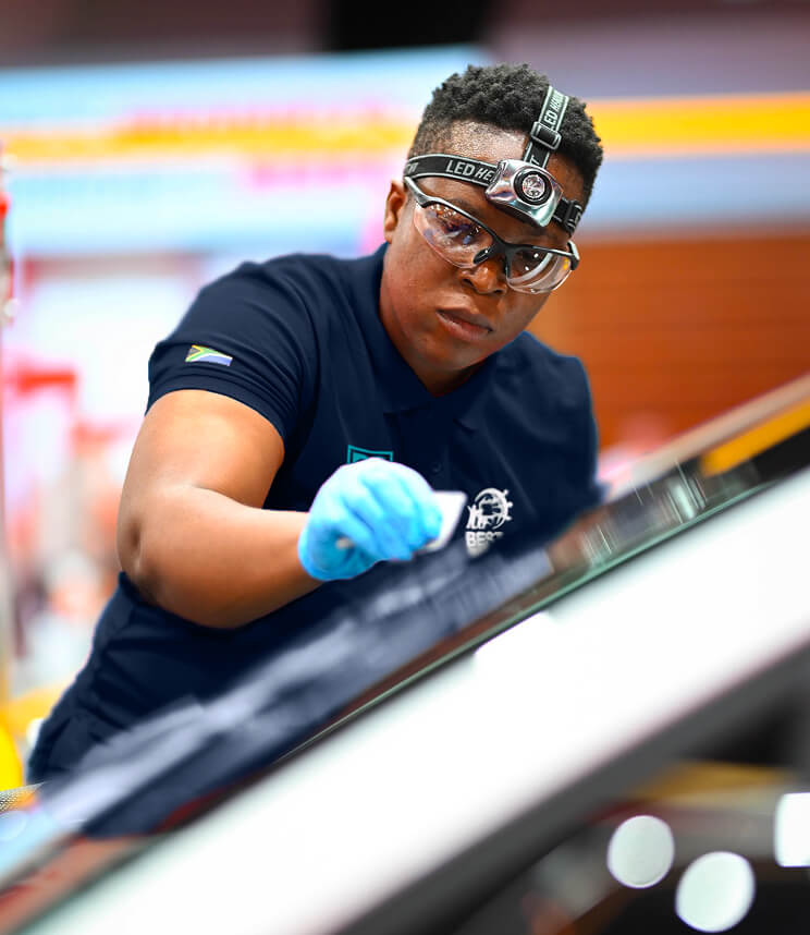 PG Glass auto glass technician